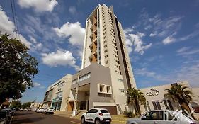 Grande apartamento no centro de Foz do Iguaçu